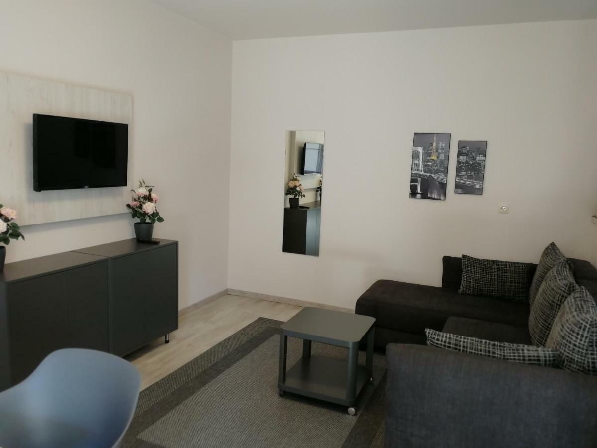 Óvár Apartman Mosonmagyarovar Exterior foto