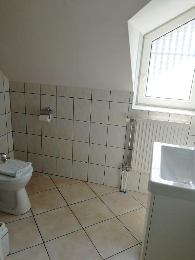 Óvár Apartman Mosonmagyarovar Exterior foto