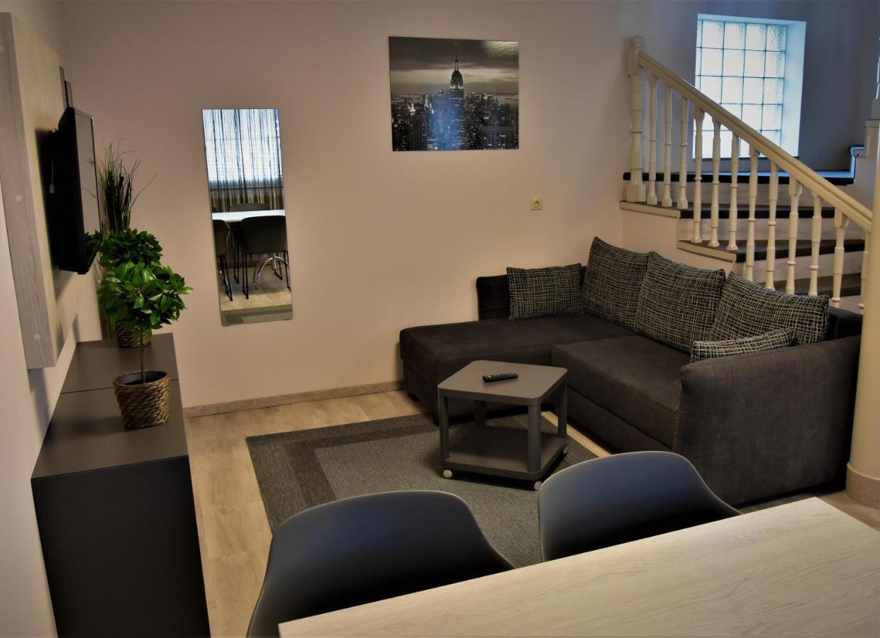Óvár Apartman Mosonmagyarovar Exterior foto