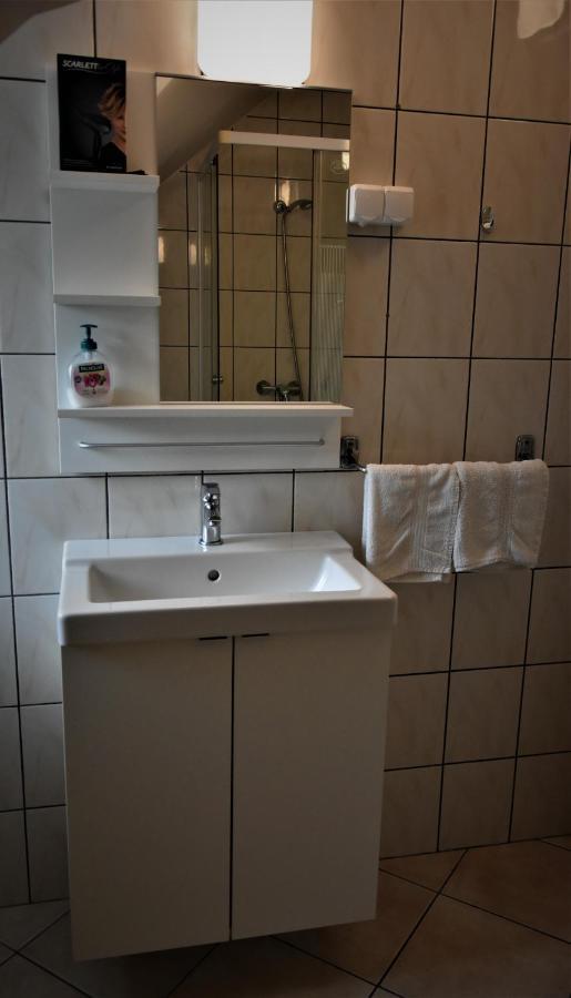 Óvár Apartman Mosonmagyarovar Exterior foto