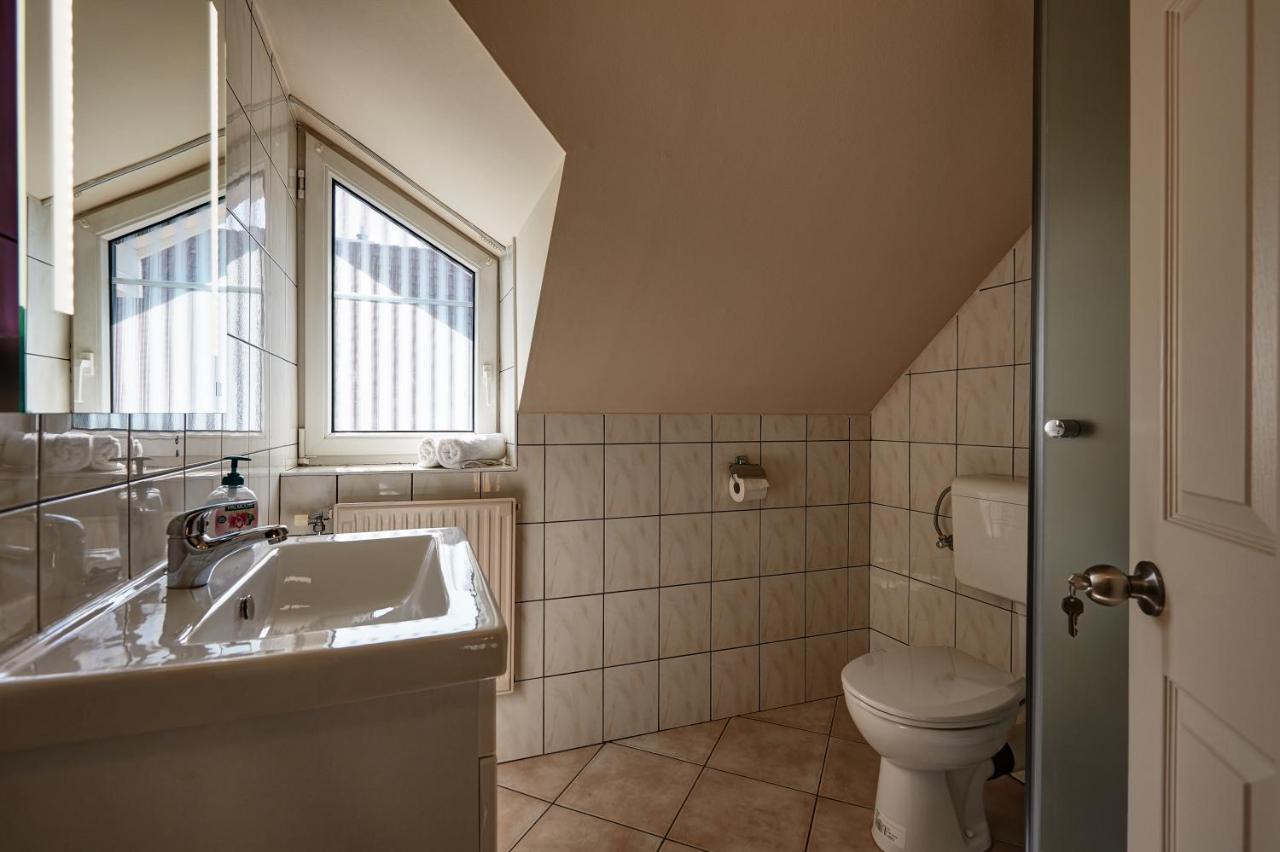 Óvár Apartman Mosonmagyarovar Exterior foto